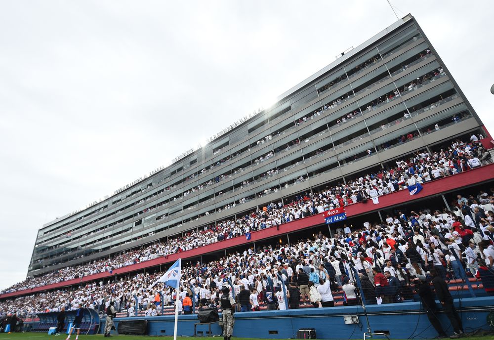 Hinchas de Nacional en el Gran Parque Central