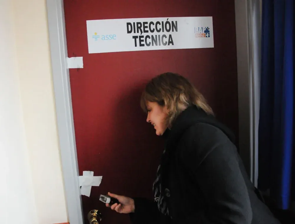 La escribana de ASSE lacró la puerta de la policlínica