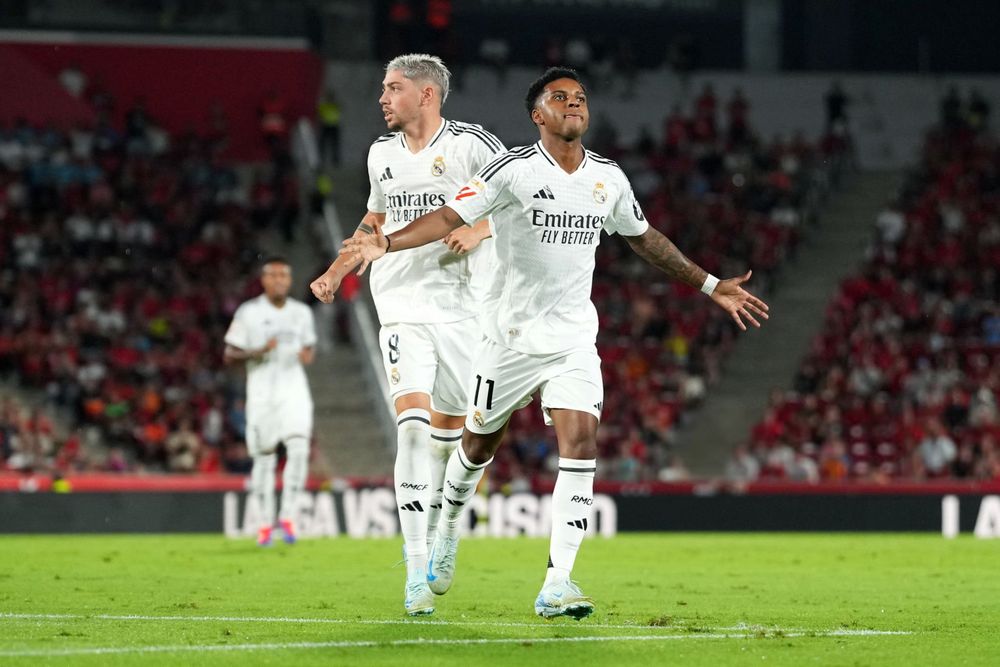 El Real Madrid se impone al descanso. El Real Madrid se impone al descanso.