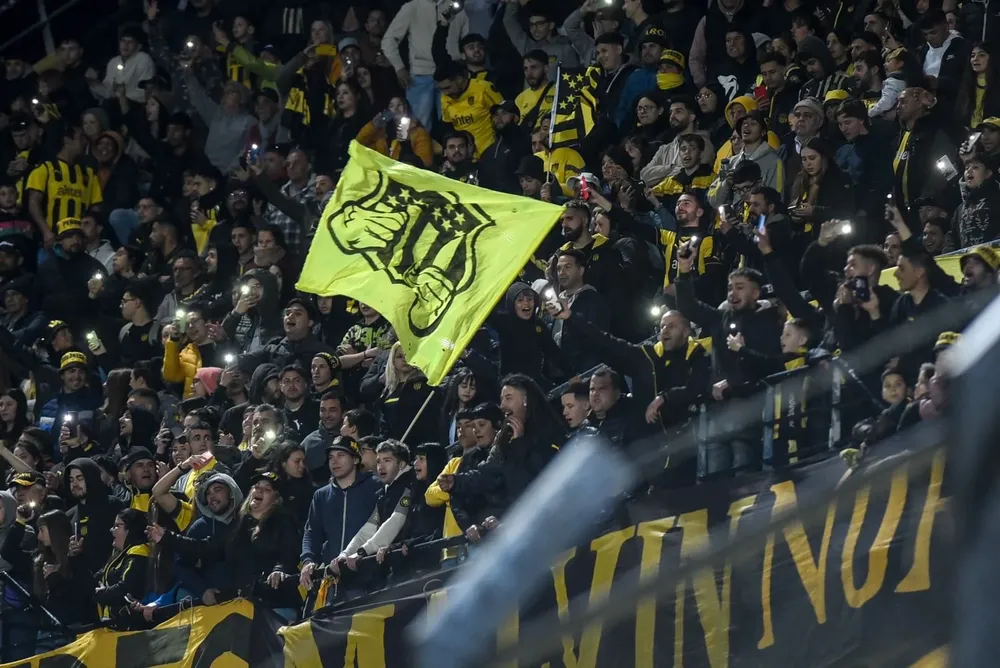Hinchada de Peñarol. (Archivo)