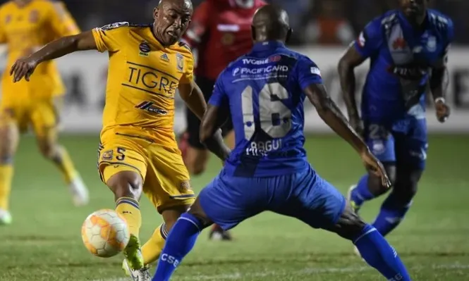 Egidio con la pelota