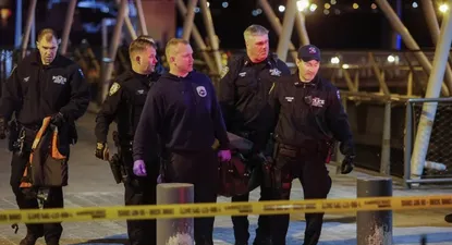 Cinco muertos en Nueva York luego de la caída de un helicóptero en el río