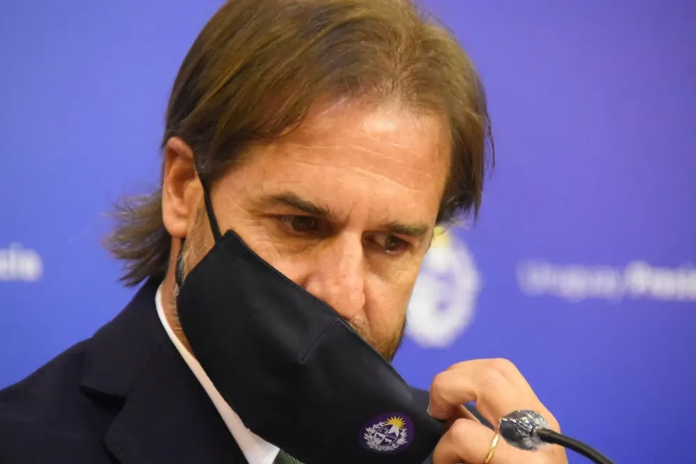 El presidente Luis Lacalle Pou convocó al Consejo de Ministros ante la confirmación de que la cepa brasileña P.1 circula en Uruguay