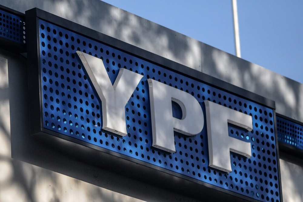 Este ajuste ocurre dos semanas después de que YPF aplicara una reducción promedio del 4% en sus combustibles