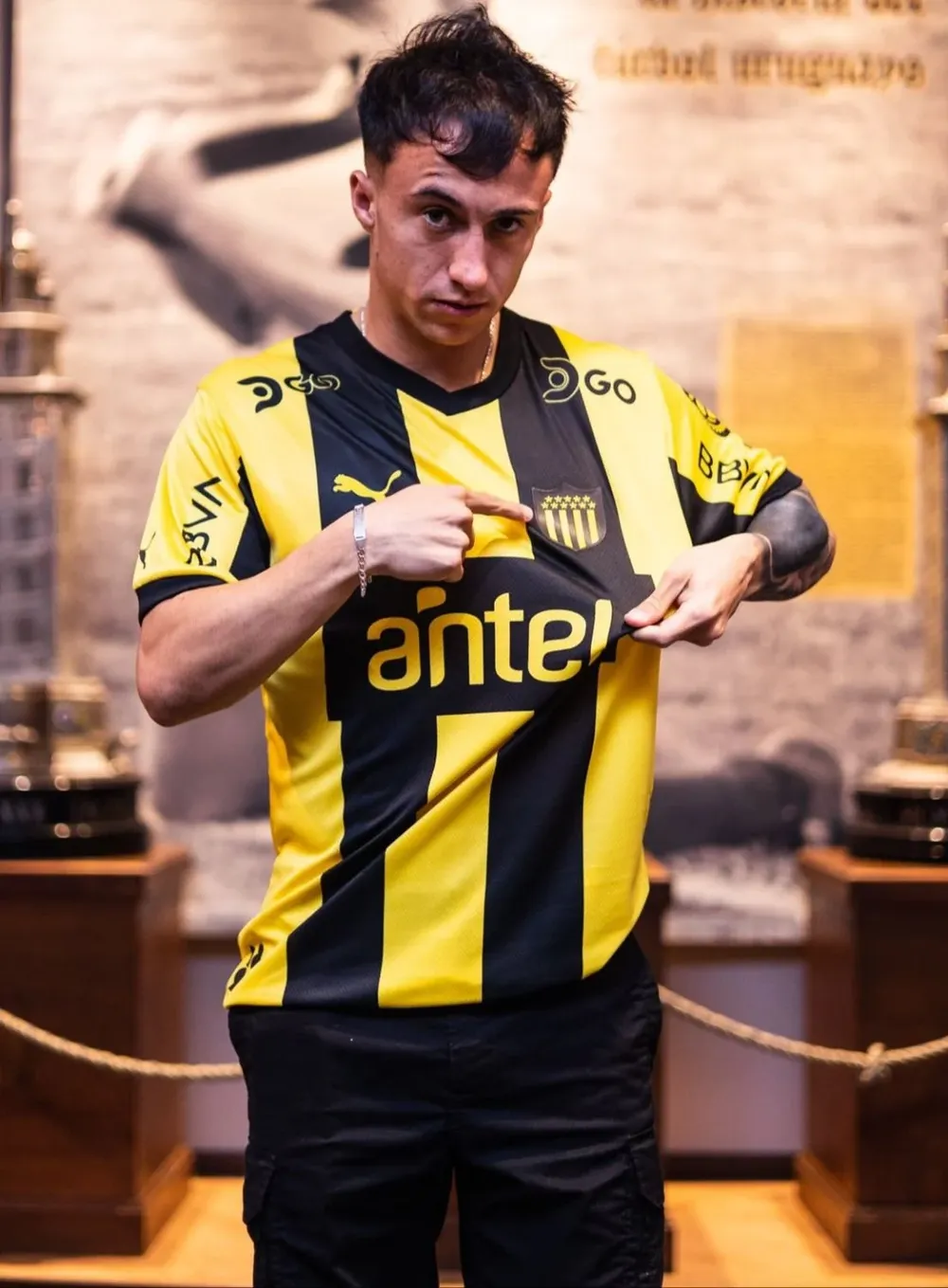 Franco Cepillo González fue presentado en Peñarol