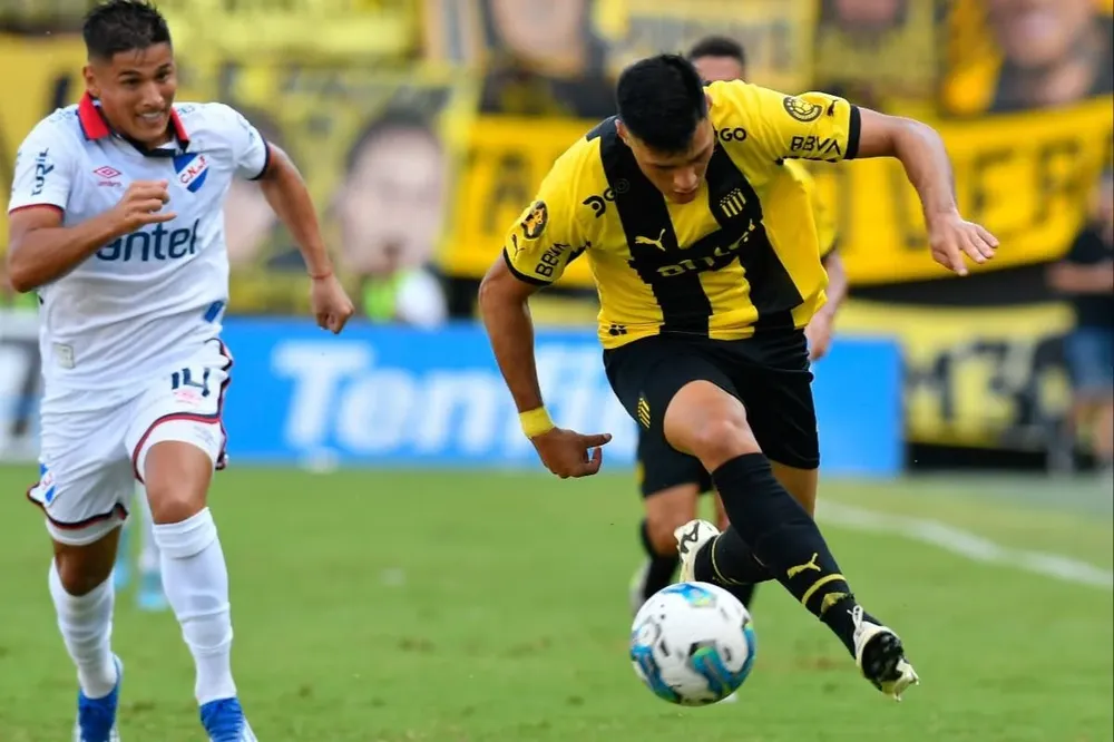 Sequeira intentó en todo momento en la ofensiva de Peñarol