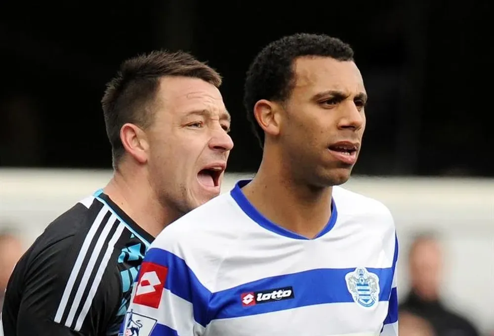 John Terry junto a Anton Ferdinand
