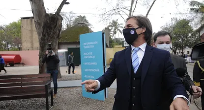 lacalle pou ordeno a director de granja del mgap renunciar a una cosa o a la otra