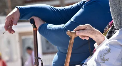 campana para que jubilaciones no tengan impuestos busca que jovenes firmen