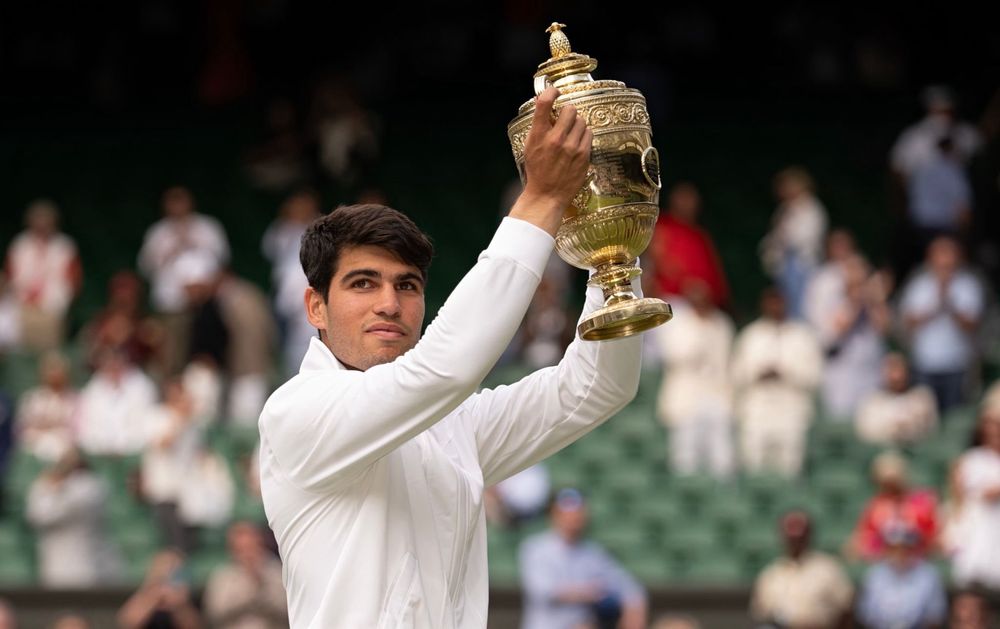 Carlos Alcaraz vuelve a conquistar Wimbledon.