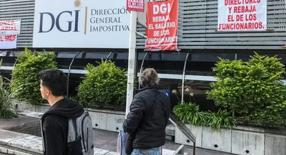 Mirá los ajustes en IRPF, IASS y becas universitarias para 2020