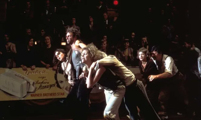 El estadounidense Horace McCoy da vida a la novela más negra