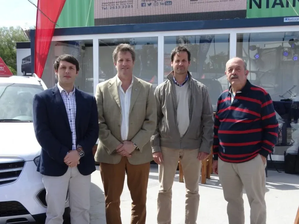 Gastón Silva, Vladimir (h), Daniel y Vladimir Kaitazoff