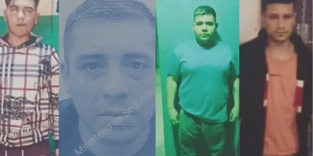 Los cuatro prófugos de la justicia.