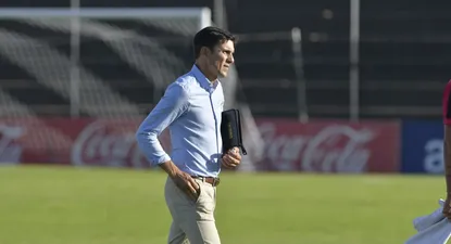 Mauricio Larriera fue entrevistado personalmente por el área deportiva y consejeros de Peñarol