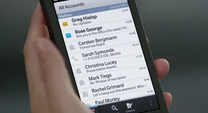 RIM cambia su nombre a BlackBerry y presenta dos nuevos smartphones