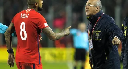 Arturo Vidal discute con Jorge Célico
