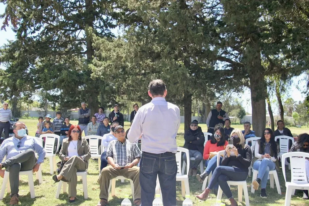 Manini encabeza el acto en Rocha donde defiende la LUC