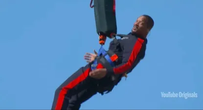 la peculiar forma en la que will smith festejo sus 50 anos