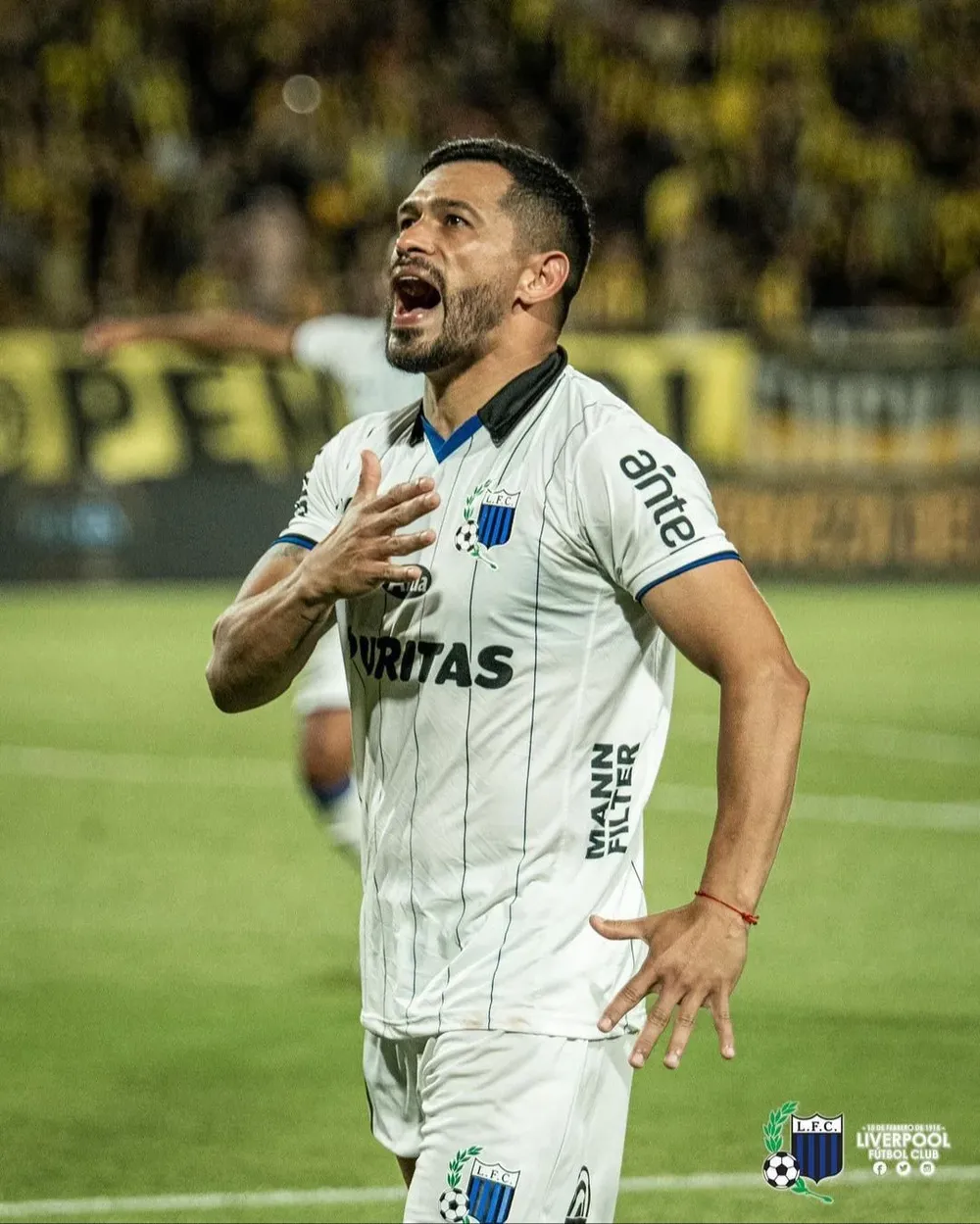 Samudio fue expulsado y se desbordó