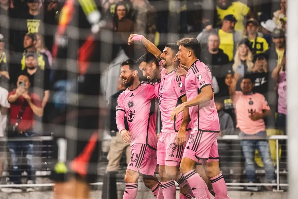 Luis Suárez festeja su gol ante Nashville