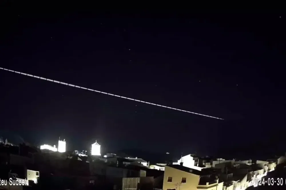 Trayectoria del objeto que sobrevoló España y que generó desconcierto hace unos días