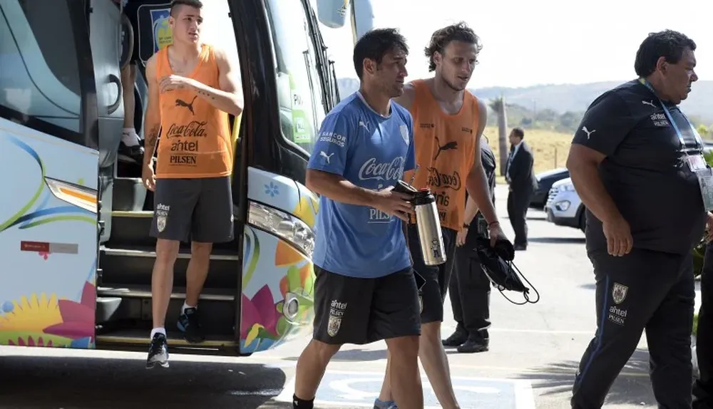 José María Giménez, Nicolás Lodeiro y Diego Forlán