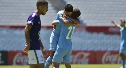 Álvarez y Teuten en el triunfo ante Fénix
