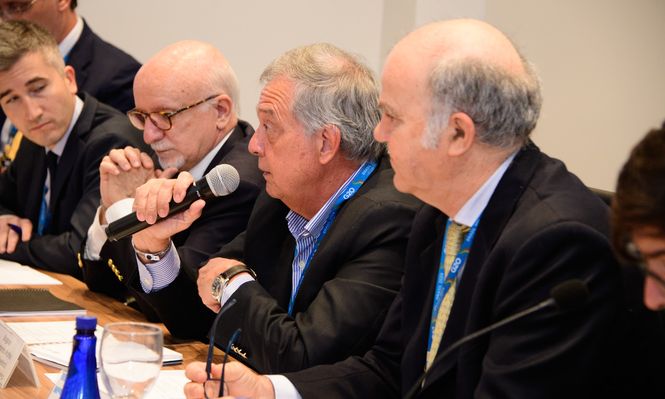 Ministros de Agricultura: el principal de Ganadería y Pesca de Uruguay y presidente pro tempore del CAS, Fernando Mattos, junto a sus homólogos reiteró que la entrada en vigencia sin una discusión más amplia del Reglamento 1115/2023 de la Unión Europea, que impone nuevos requisitos al ingreso de determinados productos de origen agropecuario a ese continente, puede impactar negativamente en el comercio agroalimentario.