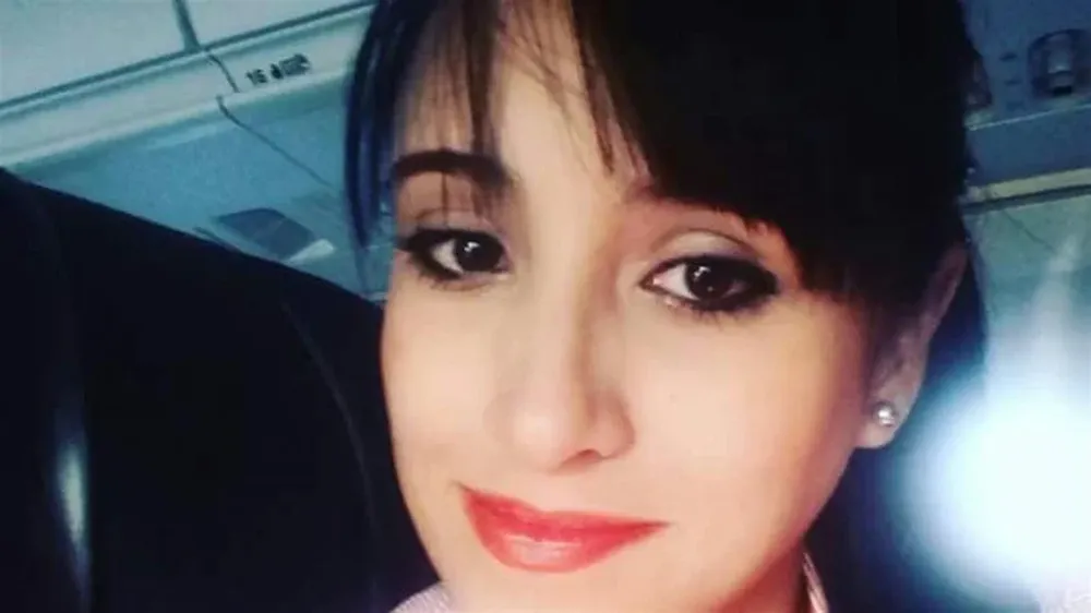 Ximena Suárez, azafata de la aerolínea boliviana Lamia
