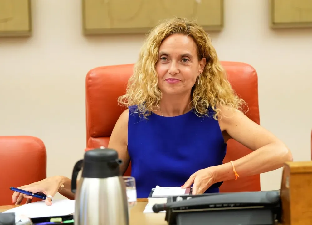 La socialista Meritxell Batet anunció que abandona la primera línea de la política