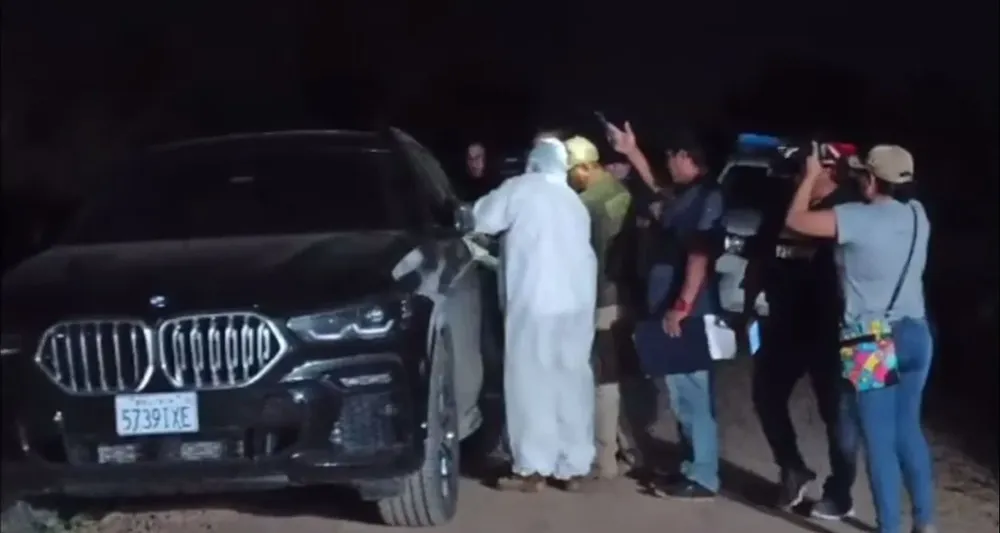 Auto de Marset encontrado en la calle por vecinos de Santa Cruz de la Sierra