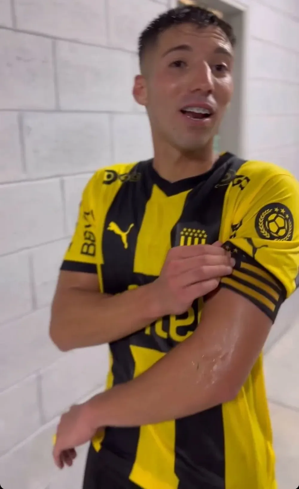 Damián García con la cinta