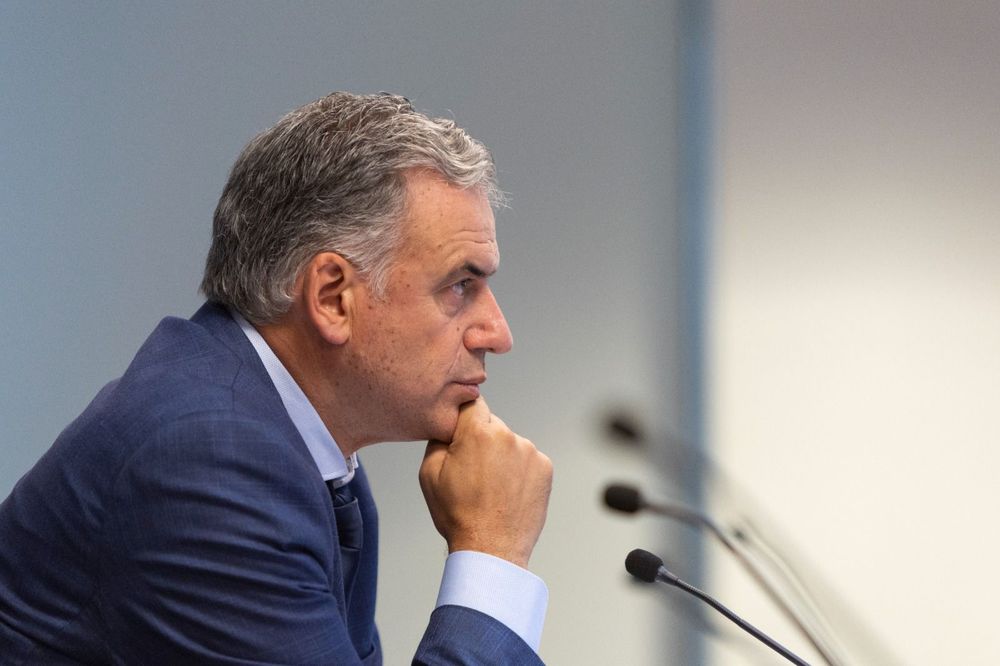 "Foto de saldo negativo": desaprobación de Orsi trepa a 48% y aprobación se ubica en 27%, según encuesta de Equipos