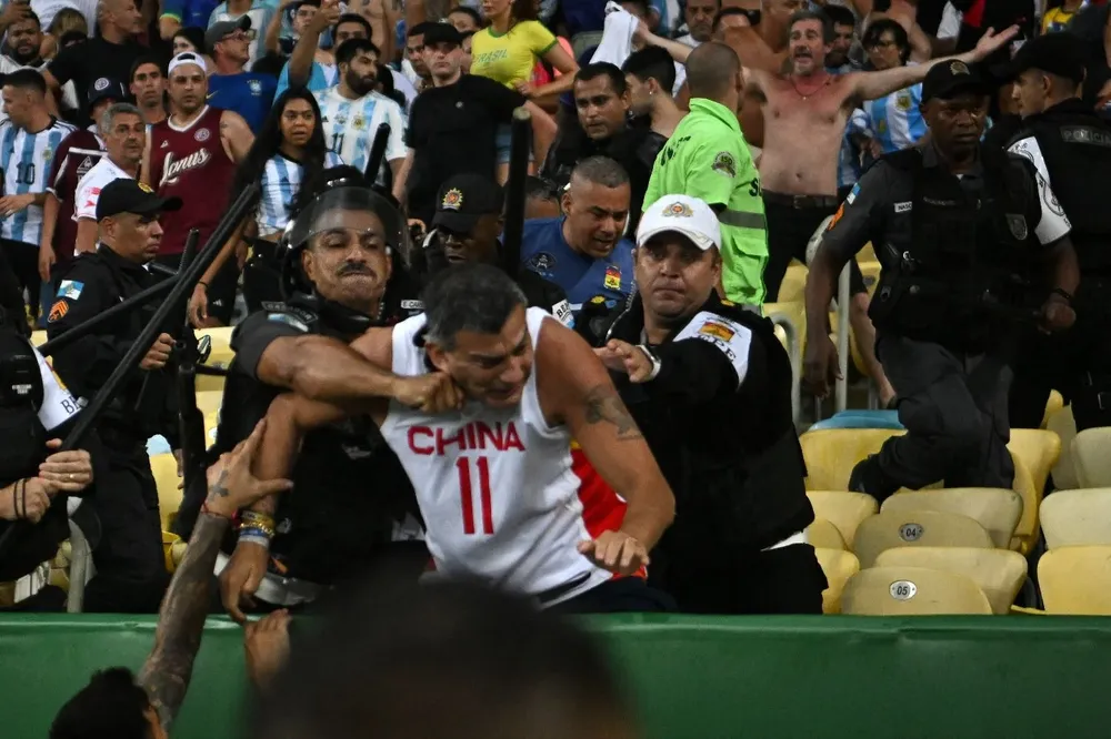 Incidentes en el partido Brasil-Argentina, en el Maracaná