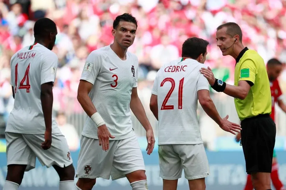 Geiger y Pepe en un pasaje del partido entre Portugal y Marruecos