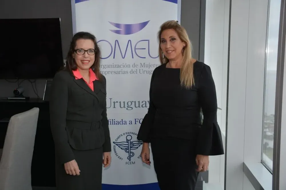 Kelly Keiderlin y Elena Tejeira