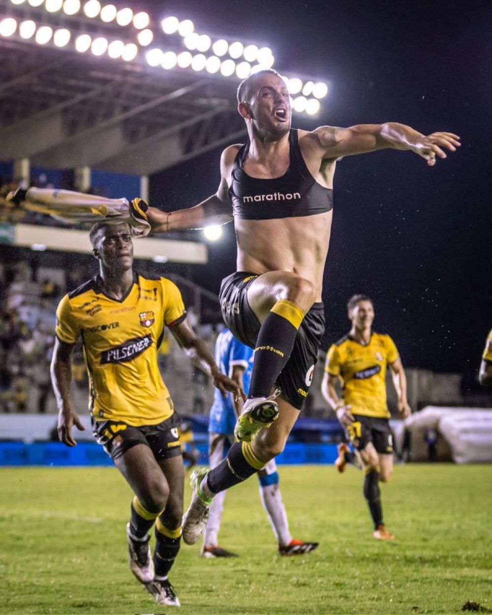 octavio rivero dos.jpg