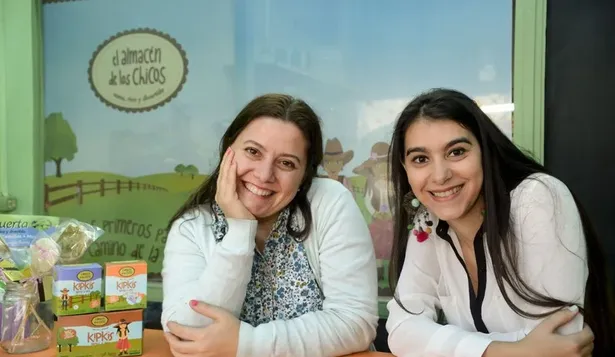 Victoria Magnone y Evelyn Larrosa