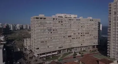 Apartamento en Punta del Este a metros de la playa va a remate judicial sin base