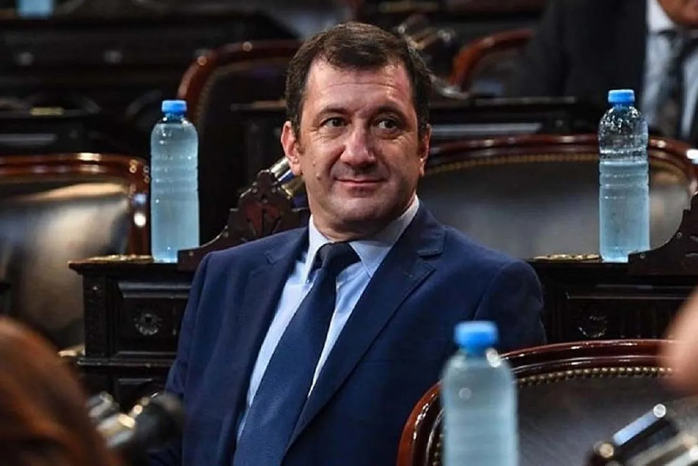 Kueider fue removido de su banca por la Cámara de Senadores tras ser acusado de intento de contrabando en Paraguay