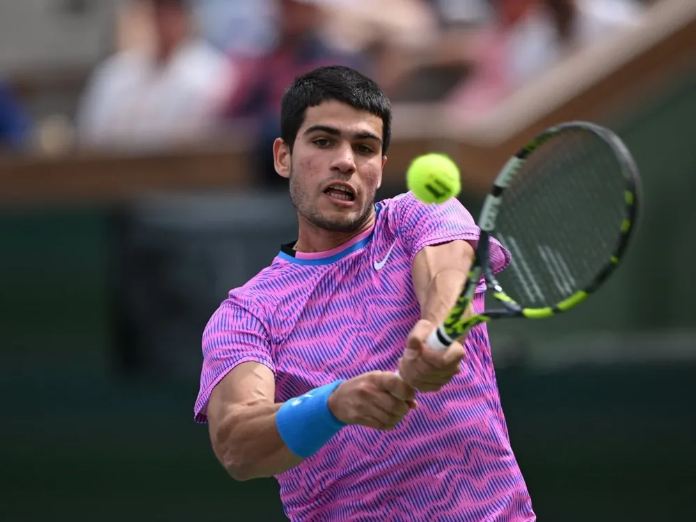 El campéon sigue a paso firme.