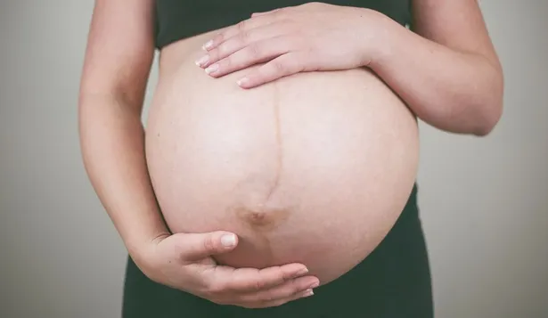 Una pareja demanda a clínica de fertilidad de EEUU por cambiar embriones