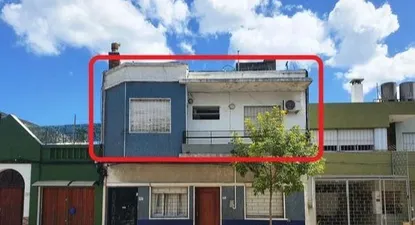 En un buen punto de la ciudad: Joaquín Requena y Domingo Aramburú.