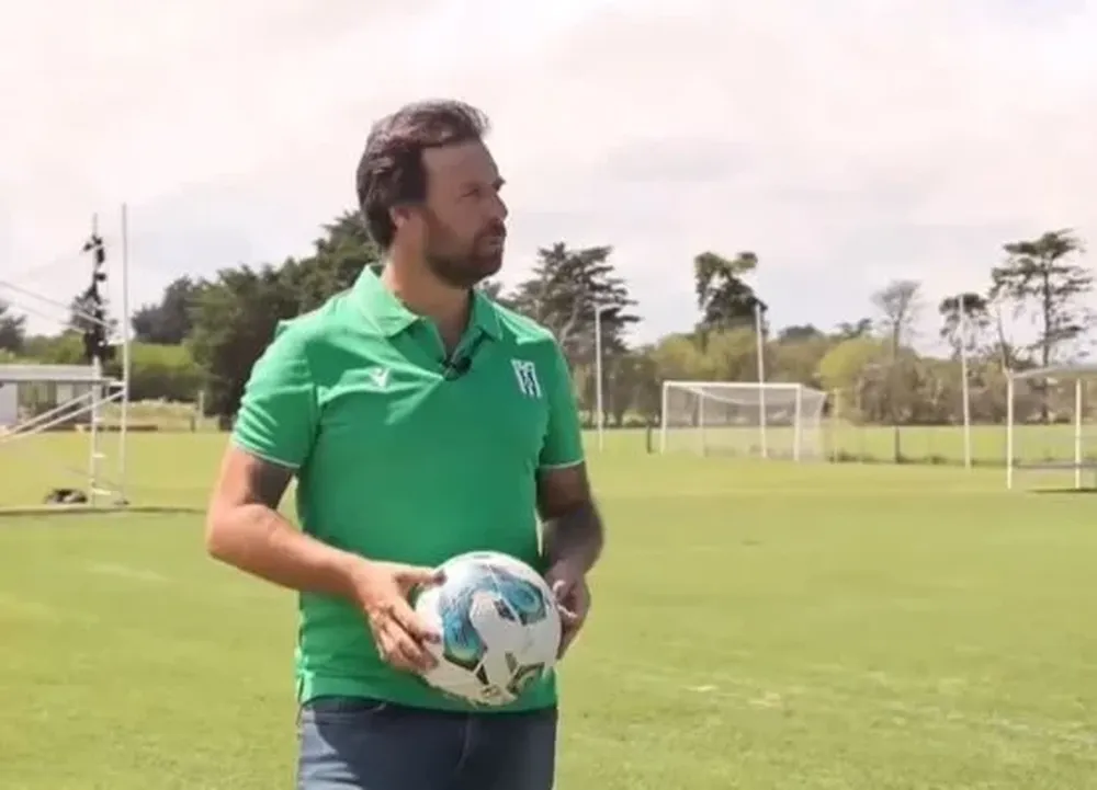 Cavenaghi, presidente de la SAD de Racing