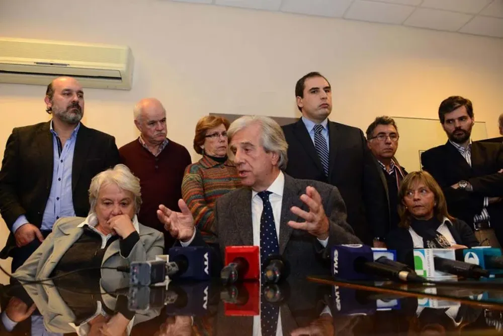 En el Frente Amplio quieren cambios en la Rendición de Cuentas pero Asamblea Uruguay respalda a Vázquez