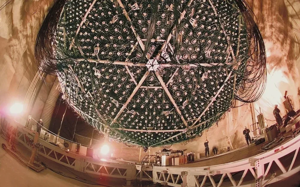 El Sudbury Neutrino Observatory en Ontario, Canada, se encuentra en una vieja mina de níquel