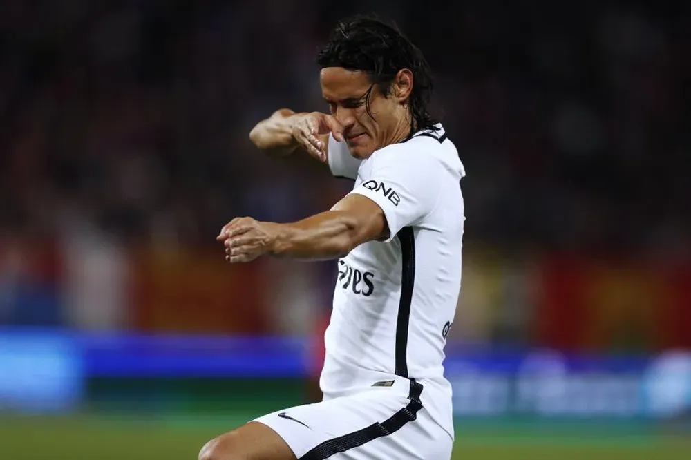 El salteño celebra uno de los goles anotados ante el Caen.