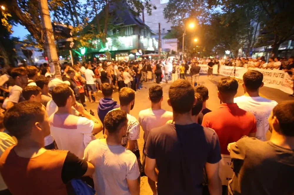 Jugadores en la Mutual