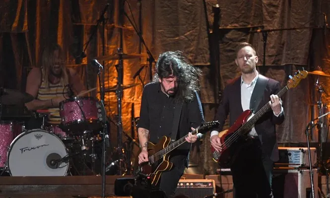 Foo Fighters anuncia para setiembre su nuevo disco Concrete and Gold